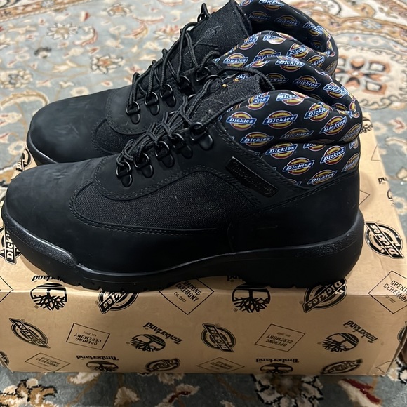 Timberlands collab with Open Ceremony and Dickies - Picture 2 of 4